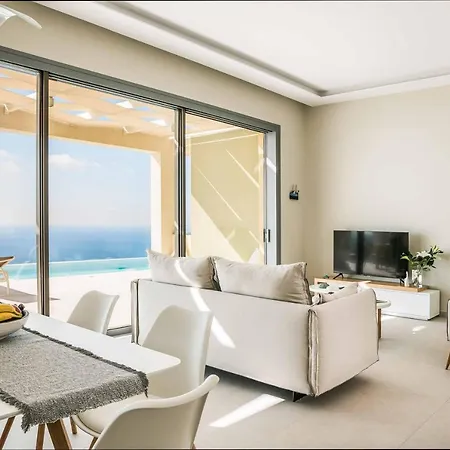 Villa Sorian Kokkino Vlaháta